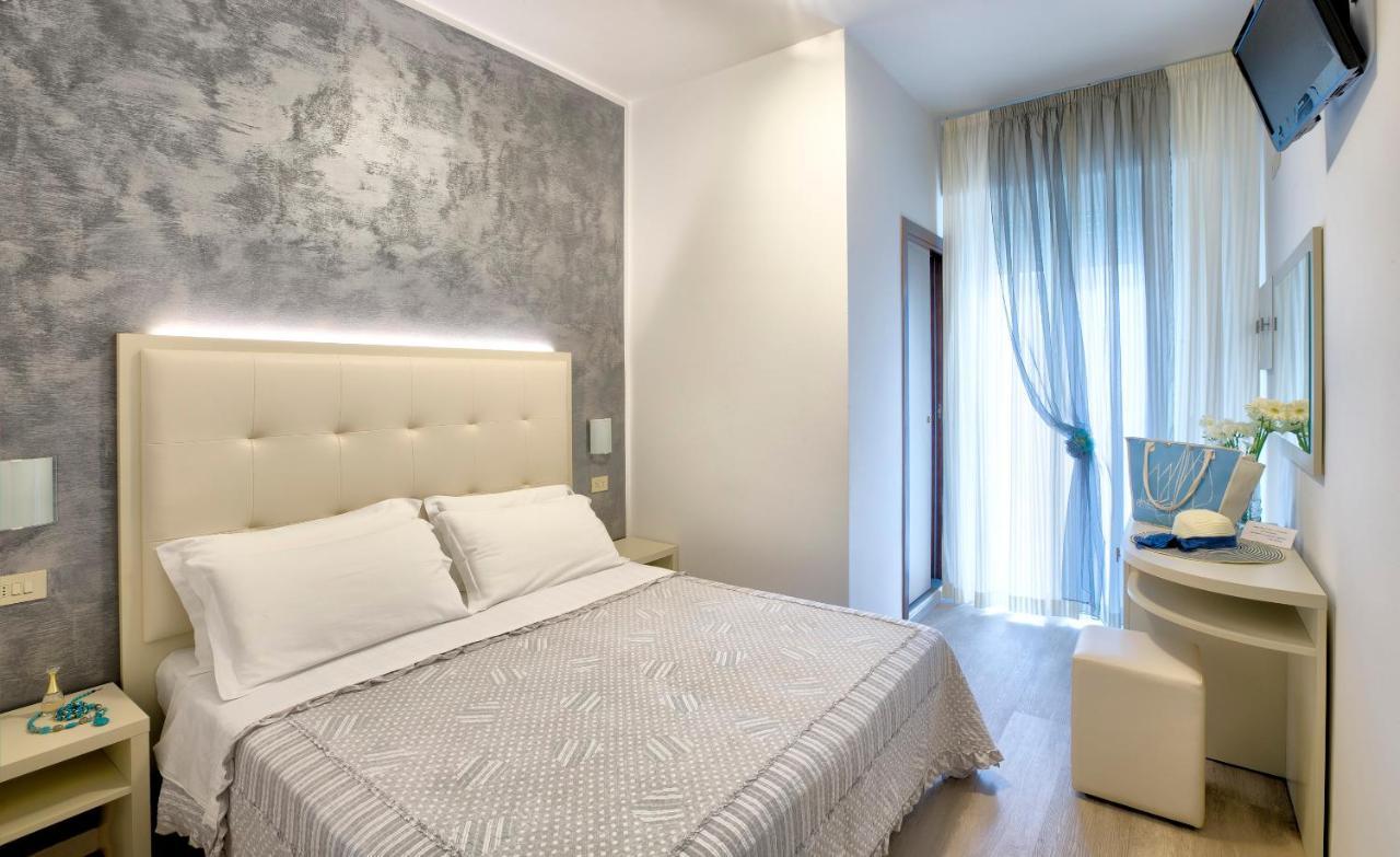 Hotel Bremen Rimini Exterior photo